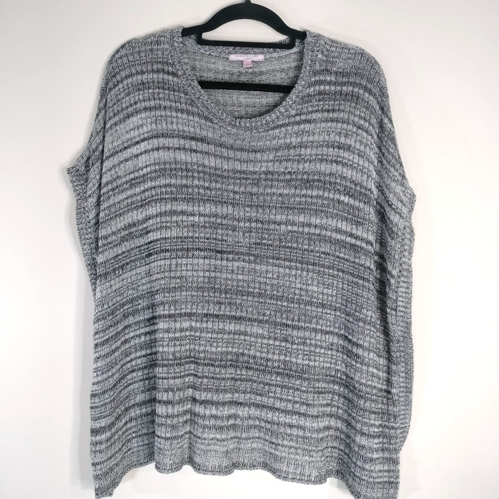 Romeo & Juliet Couture Gray Sweater; Knit Poncho Top Short Sleeve RJ24971TJ